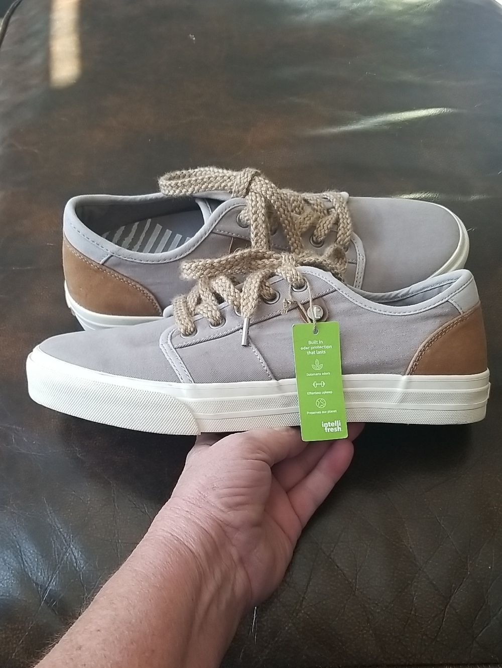 TAOS Super Soul Womens Casual Gray Whiskey Canvas Resort Low Top Sneakers
